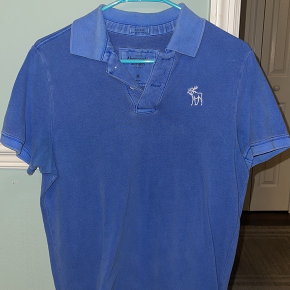 Abercrombie & Fitch Muscle Fit Polo - Picture 2 of 3
